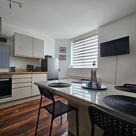 Guest House - Close To All Amenities Нортхемптон Экстерьер фото