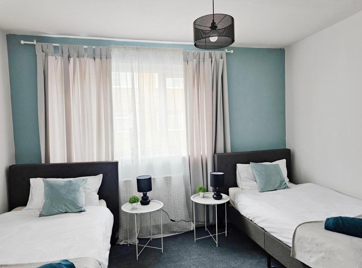 Guest House - Close To All Amenities Нортхемптон Экстерьер фото