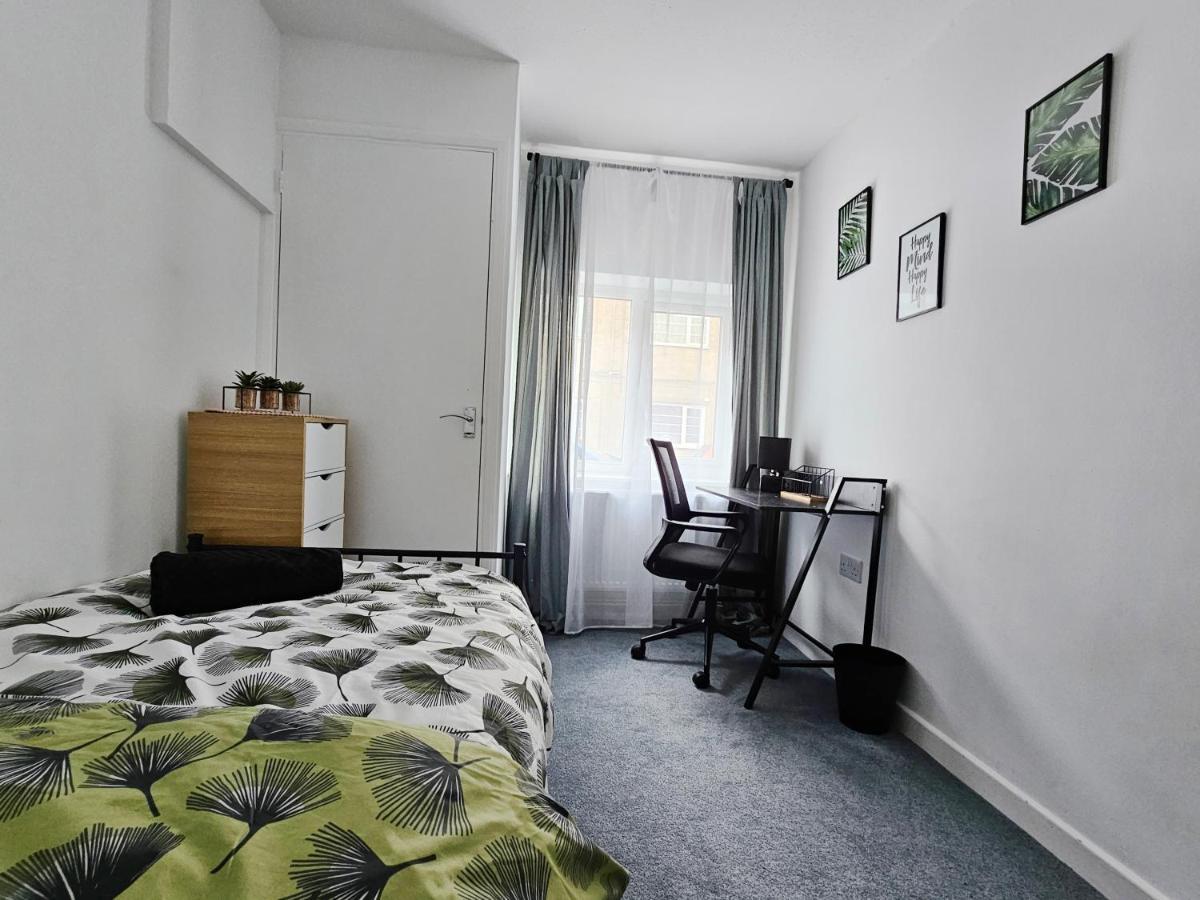 Guest House - Close To All Amenities Нортхемптон Экстерьер фото